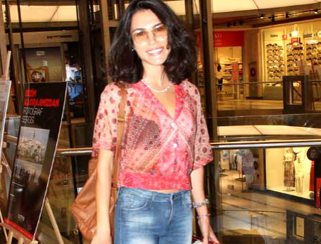 Serenay Aktaş...ÖYLE BİR TAŞ ATTI Kİ!...