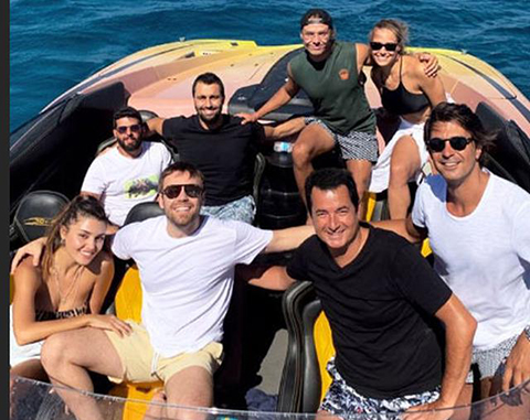 Acun Ilıcalı...AĞIR MİSAFİRLER!