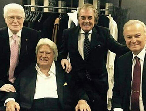 Cüneyt Arkın paylaştı...EFSANE JÖNLER AYNI KAREDE!