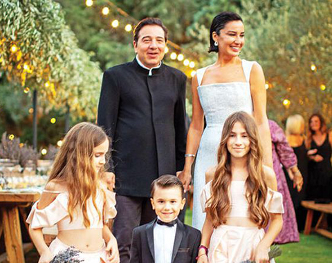 Fazıl - Ece Say...ÇEŞME'DE SADE DÜĞÜN!