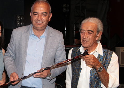 Edip Akbayram...'70 YAŞINDAN SONRA TEKRAR AŞIK OLDUM!'