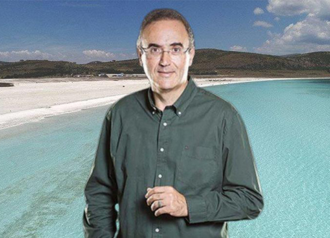 Sunay Akın...'BU GÜZEL MİLLETİN GELECEĞİNE KIYMAYIN!'