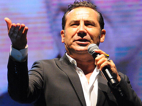 Ferhat Göçer...İZMİT'TE GENLİK YILLARINI YAD ETTİ!