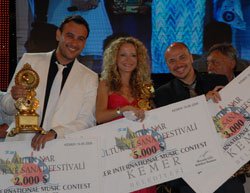 KEMER'DE MİNİ EUROVİSİON!