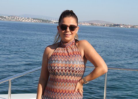 Merve Özbey...'SİNGLE DEĞİL, ALBÜM KADINIYIM!'