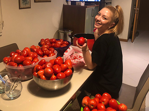 Ece Seçkin...KIŞLIK DOMATESLER HAZIR!