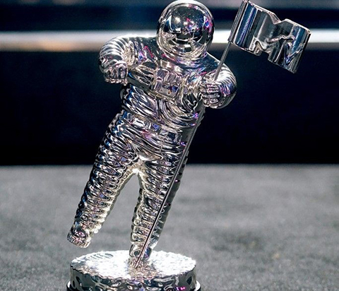 MTV VİDEO MÜZİK ÖDÜLLERİ SAHİPLERİ SAHİPLERİNİ BULDU!