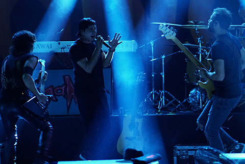 maNga...DATÇA'DA DOYUMSUZ KONSER!