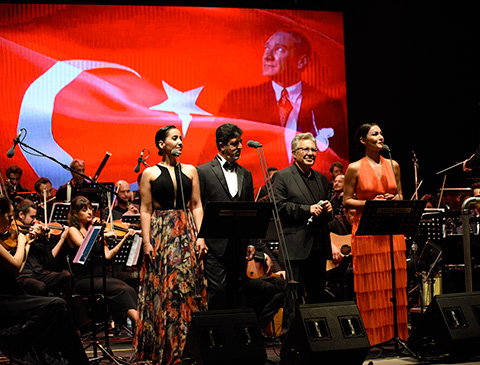 Zülfü Livaneli...'SEVDALIM HAYAT' GAZİANTEP'TE!