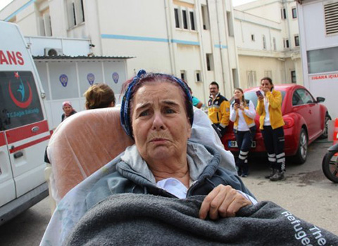 Fatma Girik...HASTANEYE KALDIRILDI!