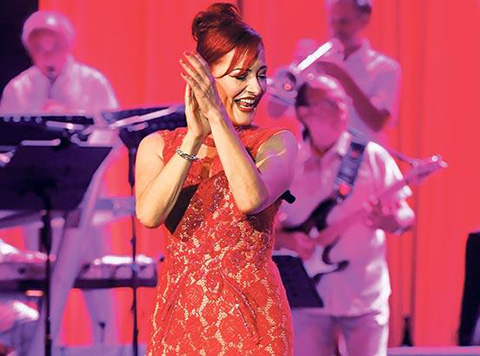 Candan Erçetin...'BU REPERTUVARLA SON KONSERİMİZ!'