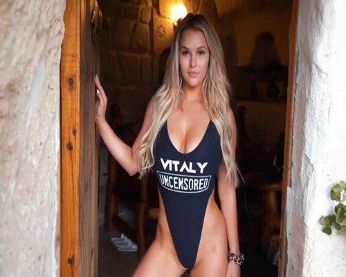 Kinsey Wolanski... MUZİP FENOMENİN İÇ ÇAMAŞIRLI SOSYAL MEDYA DENEYİ!..