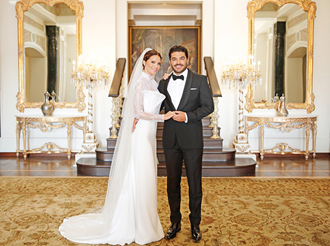 Ebru Şallı - Uğur Akkuş...ESKİ EŞE YENİDEN UZAKLAŞTIRMA!