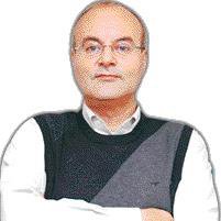 (Mü-Yap) Başkanı Bülent Forta... " MÜZİK SEKTÖRÜNDE ÖNEMLİ BİR ÇÖKÜŞ YAŞANIYOR"!