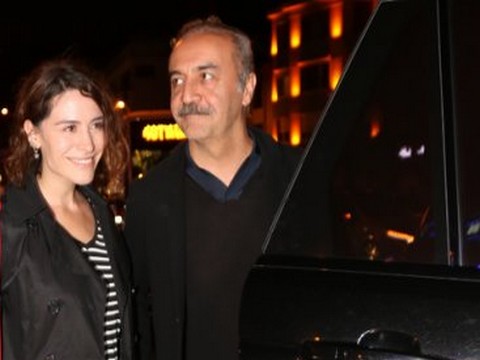 Yılmaz Erdoğan - Belçim Bilgin... BEBEK BULUŞMASI!..