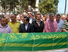 Orhan Gencebay... ANNESİNİ TOPRAĞA VERDİ...