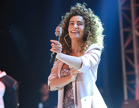 Sıla Gençoğlu... BURSA'DA KAPALI GİŞE!..