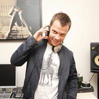 Sinan Akçıl... "MÜZİSYENİN HAYATI ÇALKANTILI OLMALI"!