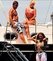 Oya Germen... SEKSİ DUŞ ŞOVU!