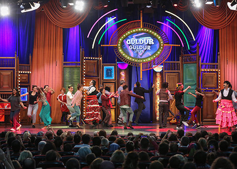 Güldür Güldür Show...ANADOLU YAKASI'NDA GÜLDÜRDÜLER!