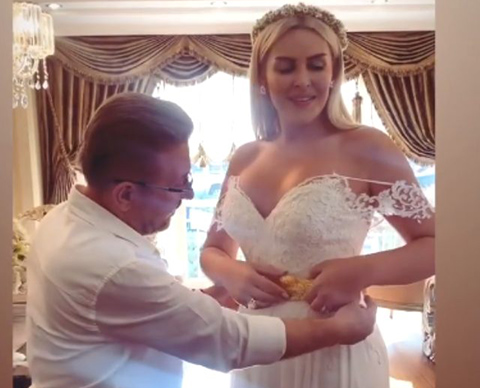 Selin Ciğerci...BABASINDAN GELİN KIZA EFSANE HEDİYE!