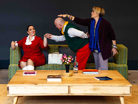 Vahşet Tanrısı...PRÖMİYER YAPTI!