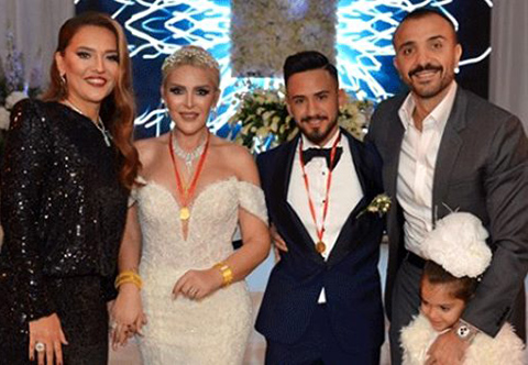 Selin Ciğerci Çıra...'ARAMIZA KARA KEDİ GİRDİ!'