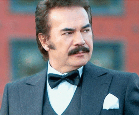 Orhan Gencabay... ETRAFINI YILANLAR SARDI!