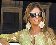 Süreyya Yalçın... "PARAYI VEREN BENİ KONUŞTURUR"!