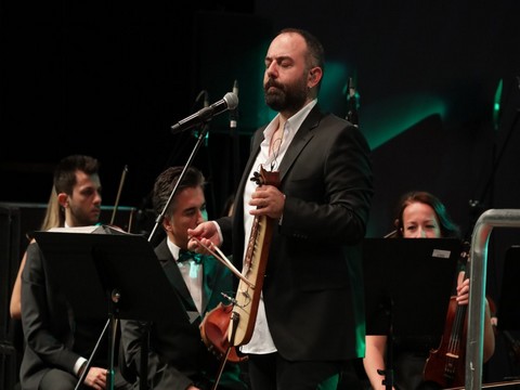 Selim Bölükbaşı... KARADENİZ'İN TÜRKÜLERİ SENFONİYLE BULUŞTU!..