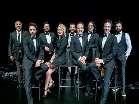 Biraderler Cabaret...İSTANBUL'DA FARKLI BİR KABARE!..