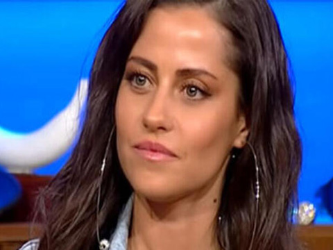 Derya Uluğ...HAKARETİ AFFETMEDİ!