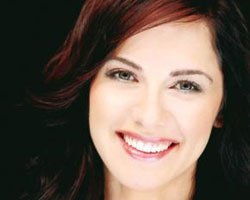 Ahu Türkpençe... AĞIR ROMAN DİZİSİNDE MÜJDE AR'IN ROLÜNÜ CANLANDIRACAK!