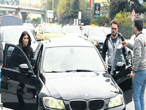 Tolga Güleç... YENİ AŞK MI?