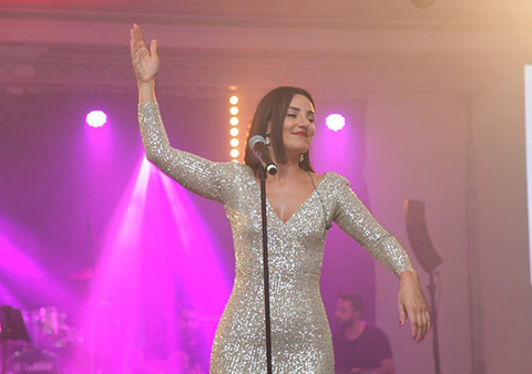 Sevcan Orhan...GURBETÇİLERE MÜZİK ZİYAFETİ!