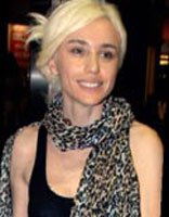 Gülşen... LONDRA'YA YERLEŞTİ!