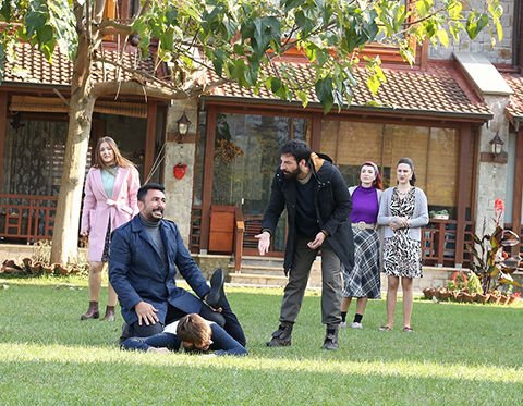 Kuzey Yıldızı - İlk Aşk...KUZEY’İN KORKTUĞU ŞEY BAŞINA GELİYOR!