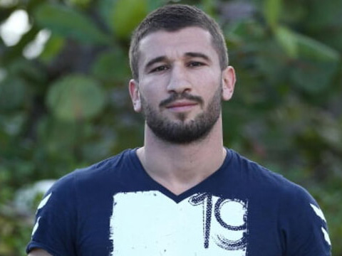 Adem Kılıççı...POLİSİN KAFASINDA ŞİŞE KIRMA OLAYINI ANLATTI!