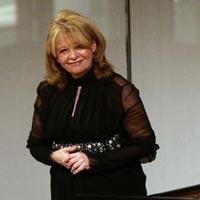 İdil Biret... KONSERİ PROTESTO EDİLDİ, İKİNCİ MADIMAK VAKASI UCUZ ATLATILDI!