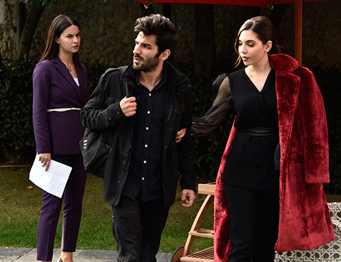 Vuslat...SALİH BABA'NIN KAPISI AZİZ'E KAPANIYOR!