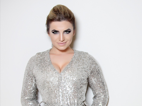 Meryem Sevilen... 'SEVİYORUM' DİYOR!