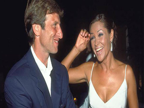 Hülya Avşar...KAYA ÇİLİNGİROĞLU'NA CEVAP GECİKMEDİ!