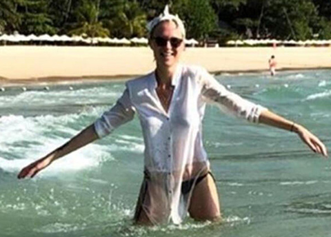 Derin Mermerci... BOŞANMA STRESİNİ PHUKET ADASINDA ATIYOR!..