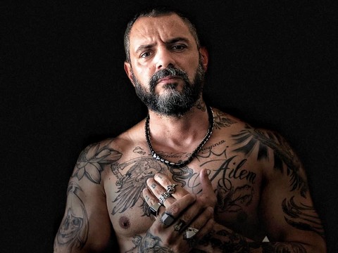 Can Büyükaltay... DÖVME STÜDYOSUNDA KEŞFEDİLDİ!..