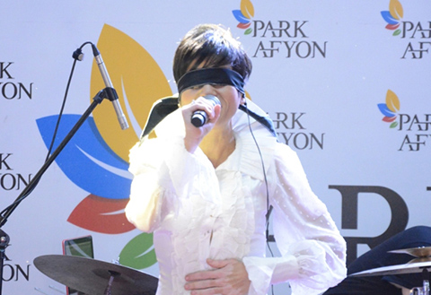 Aydilge...2020 TEMENNİSİ ENGELSİZ BİR YIL!