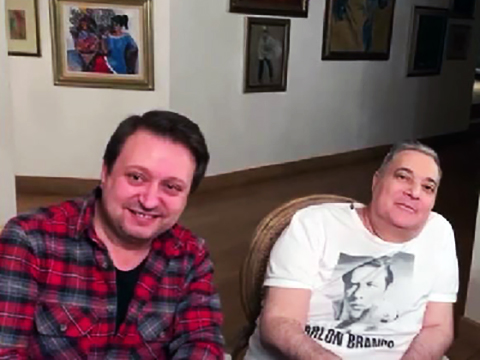 Mehmet Ali Erbil...EVİNDE  İLK YILBAŞI!