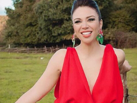 Yeşim Ceren Bozoğlu...KLAVYE DELİKANLILARINA AYAR ÇEKTİ!