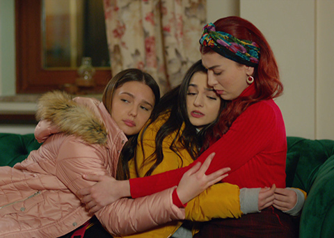 Kuzey Yıldızı - İlk Aşk...KUZEY, YILDIZ’I TEST EDİYOR!