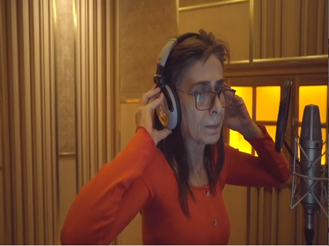 Yıldız Tilbe...MAZLUM ÇİMEN İÇİN STÜDYODA!