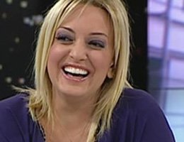 Saba Tümer Sinem Kobal'a sordu... "İYİ BAKIYOR MUSUN ESKİ SEVGİLİME?"